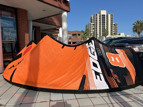 Ozone edge kiteboarding - 8m,